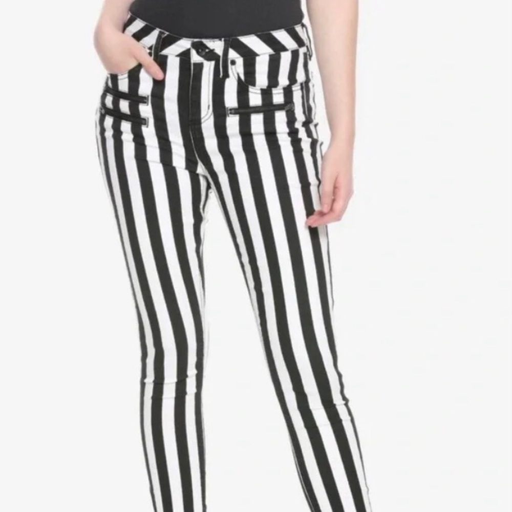 Hot Topic Black & White Hi-Rise Skinny Jeans